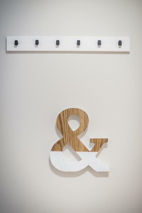 "Sunbow Earth"- Boutique New Apt In Dowtown Athen Eksteriør billede