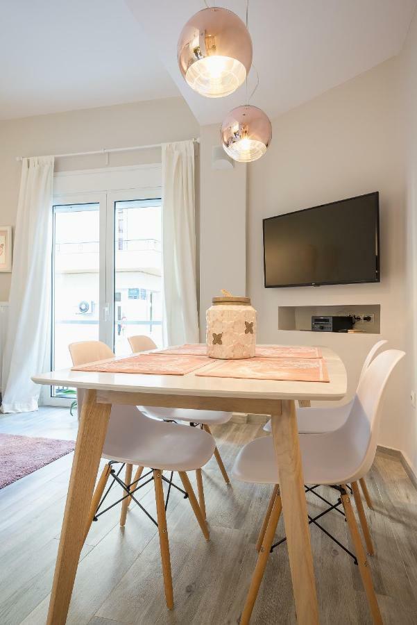 "Sunbow Earth"- Boutique New Apt In Dowtown Athen Eksteriør billede
